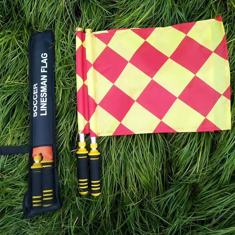 Kleine quadratische Schiedsrichterfahne